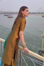 Nazakat-E-Kashish Kurta Sharara Set | Kriti Sanon