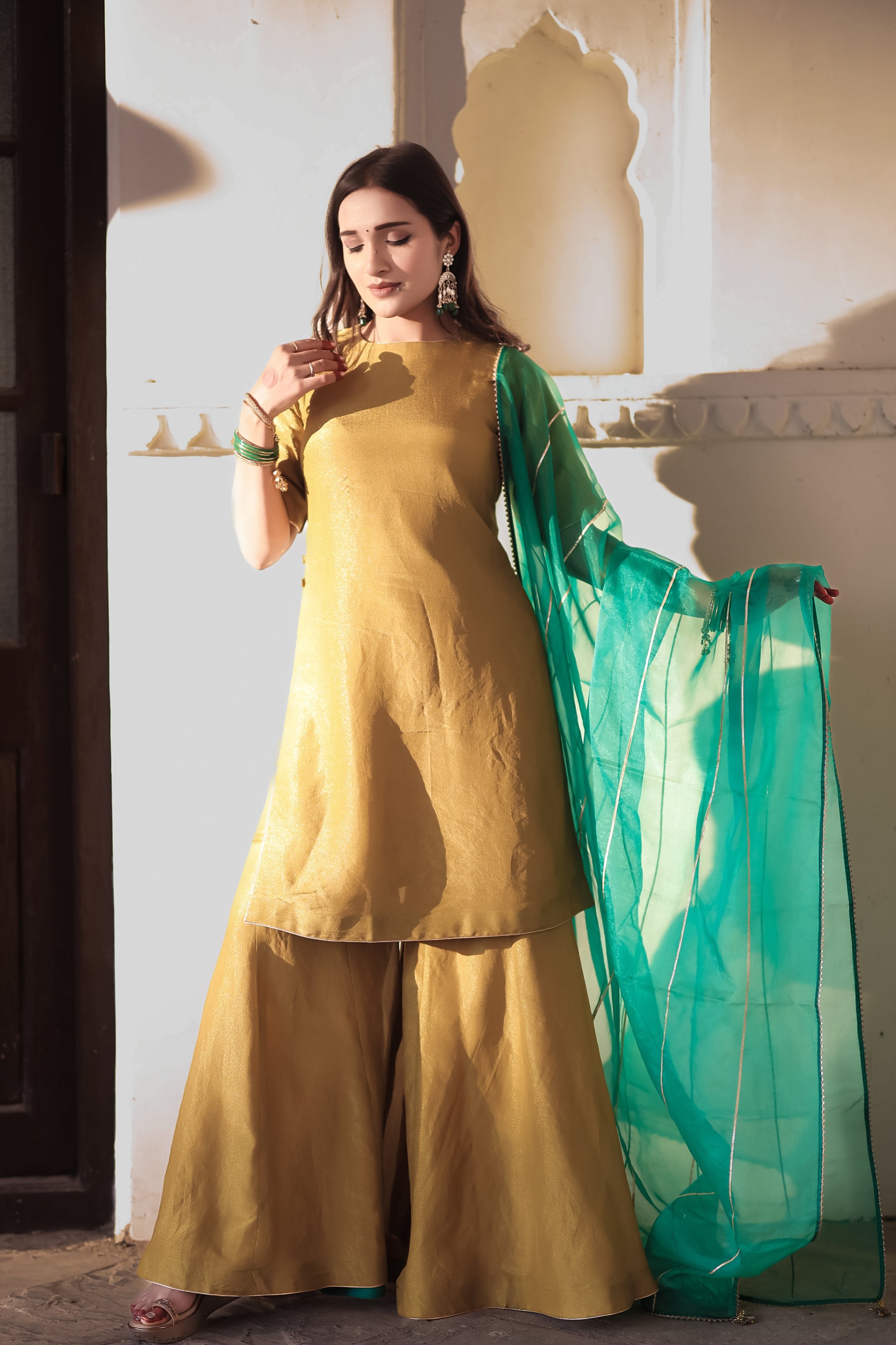 Nazakat-E-Kashish Kurta Sharara Set