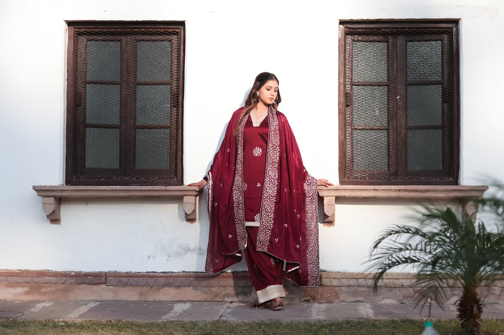 Nazakat-E-Tehzeeb Kurta with Farshi Salwaar Set