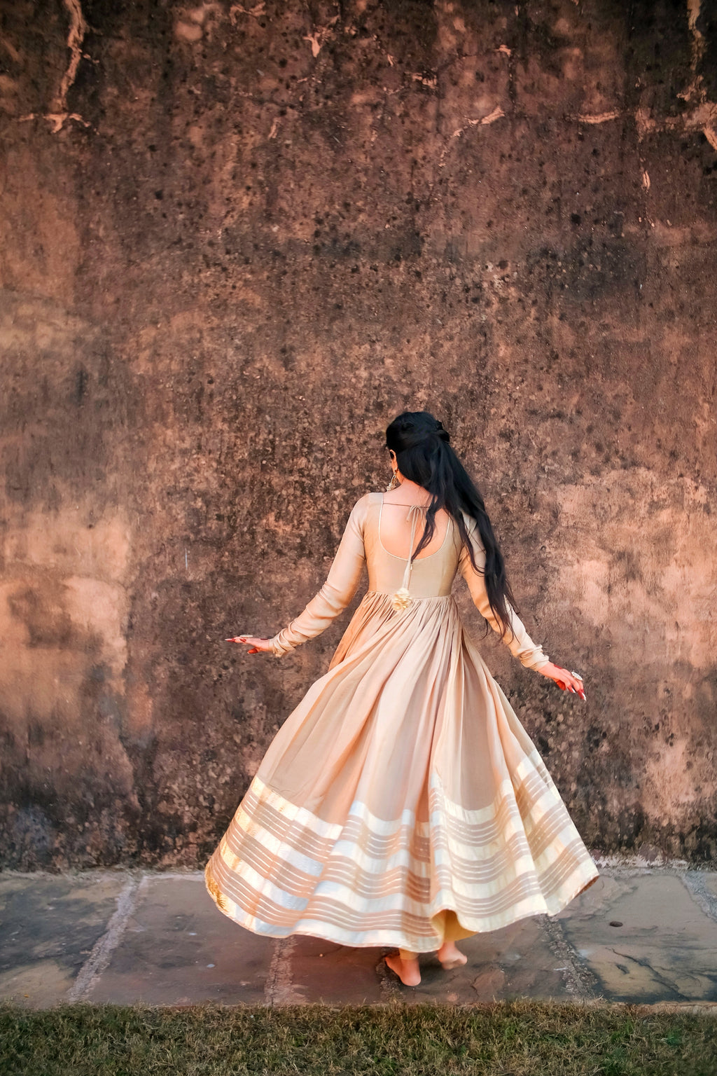 Nazakat-E- Jannat Anarkali Set | Jannat Zubair