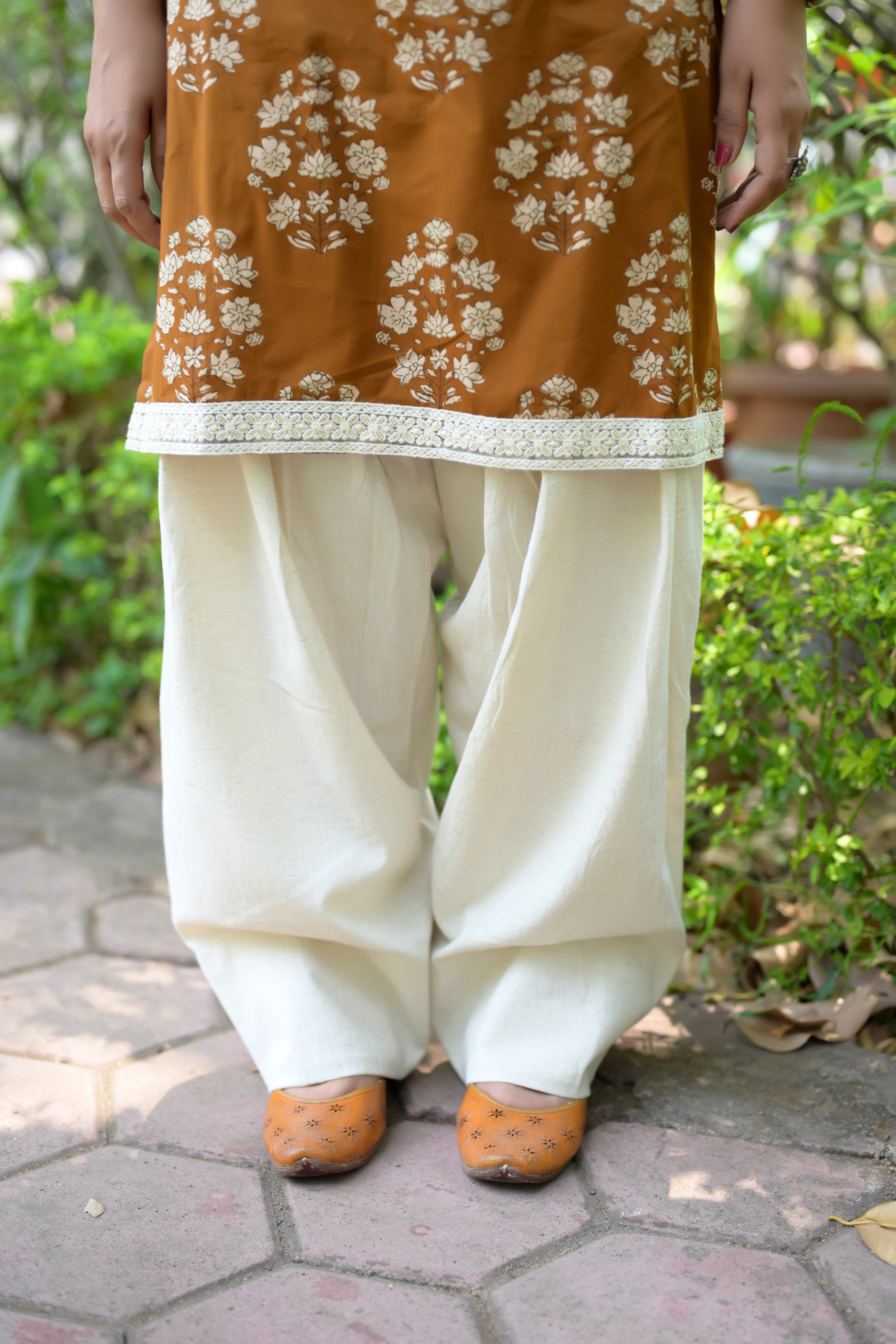 Adah Farshi Salwar Co-ord Set