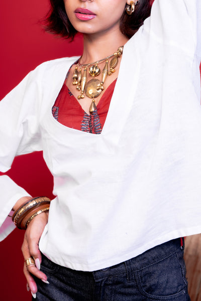 Surkh Saaz Kurti