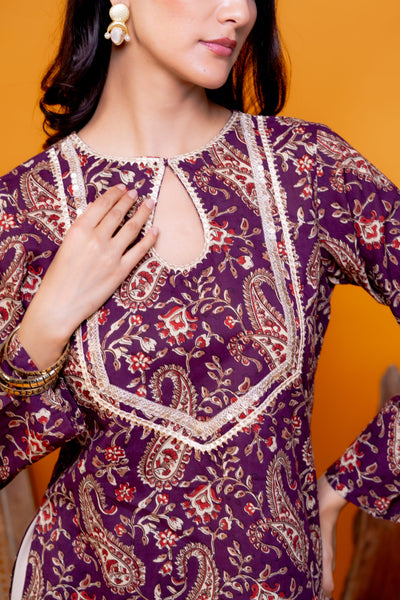 Nazaakat-e-khaas Kurti hover image