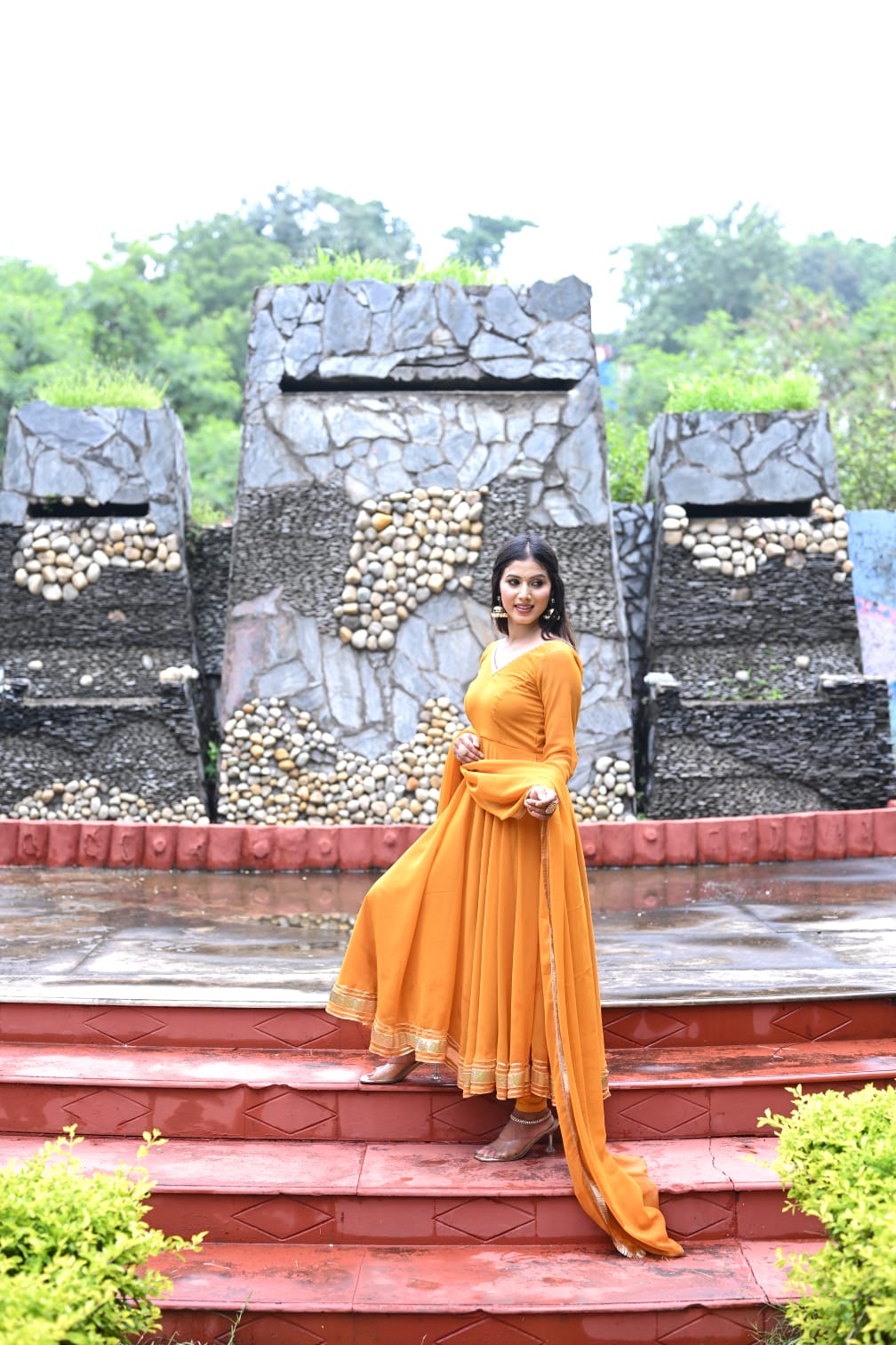 Haldi Noor Anarkali Set