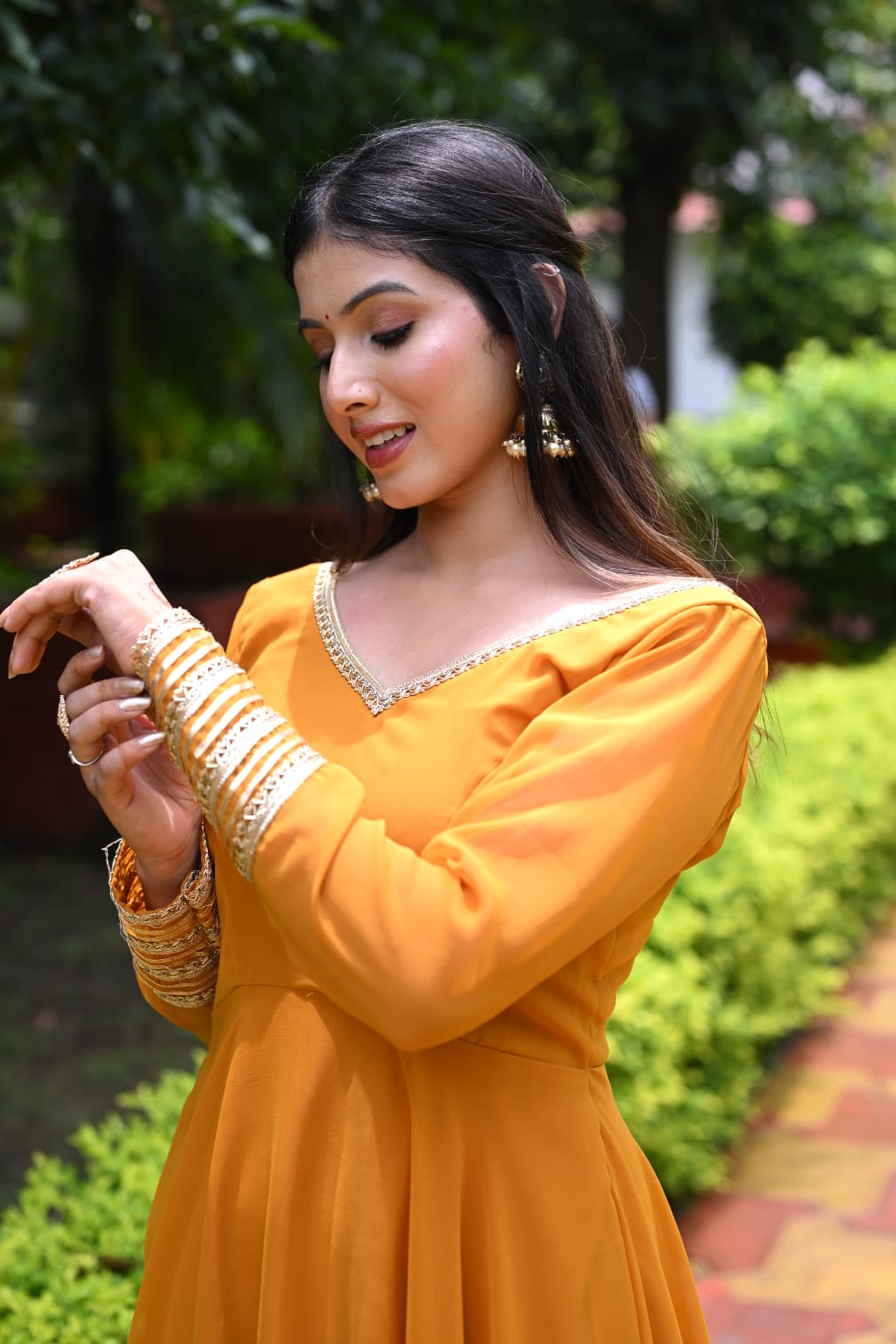Haldi Noor Anarkali Set
